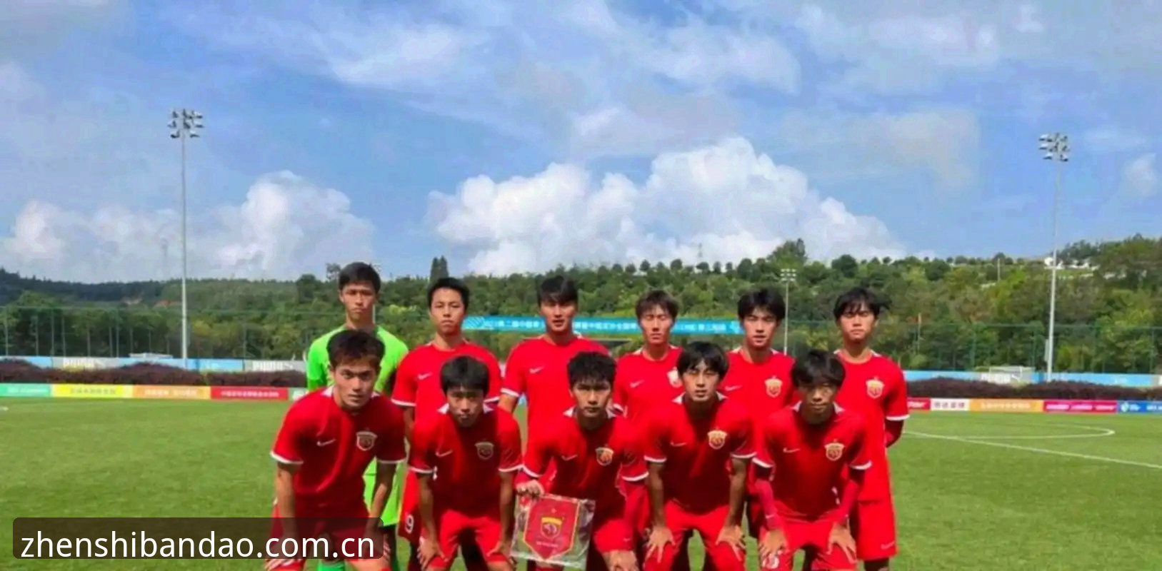 从土伦杯0-3看懂U19国足：半岛体育平台观赛与数据分析指南